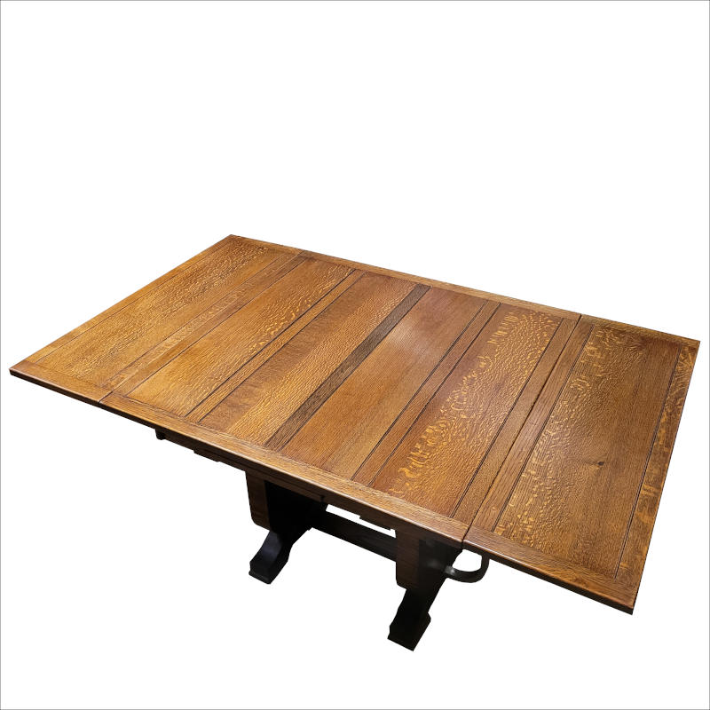 Oak Deco Pullout Table